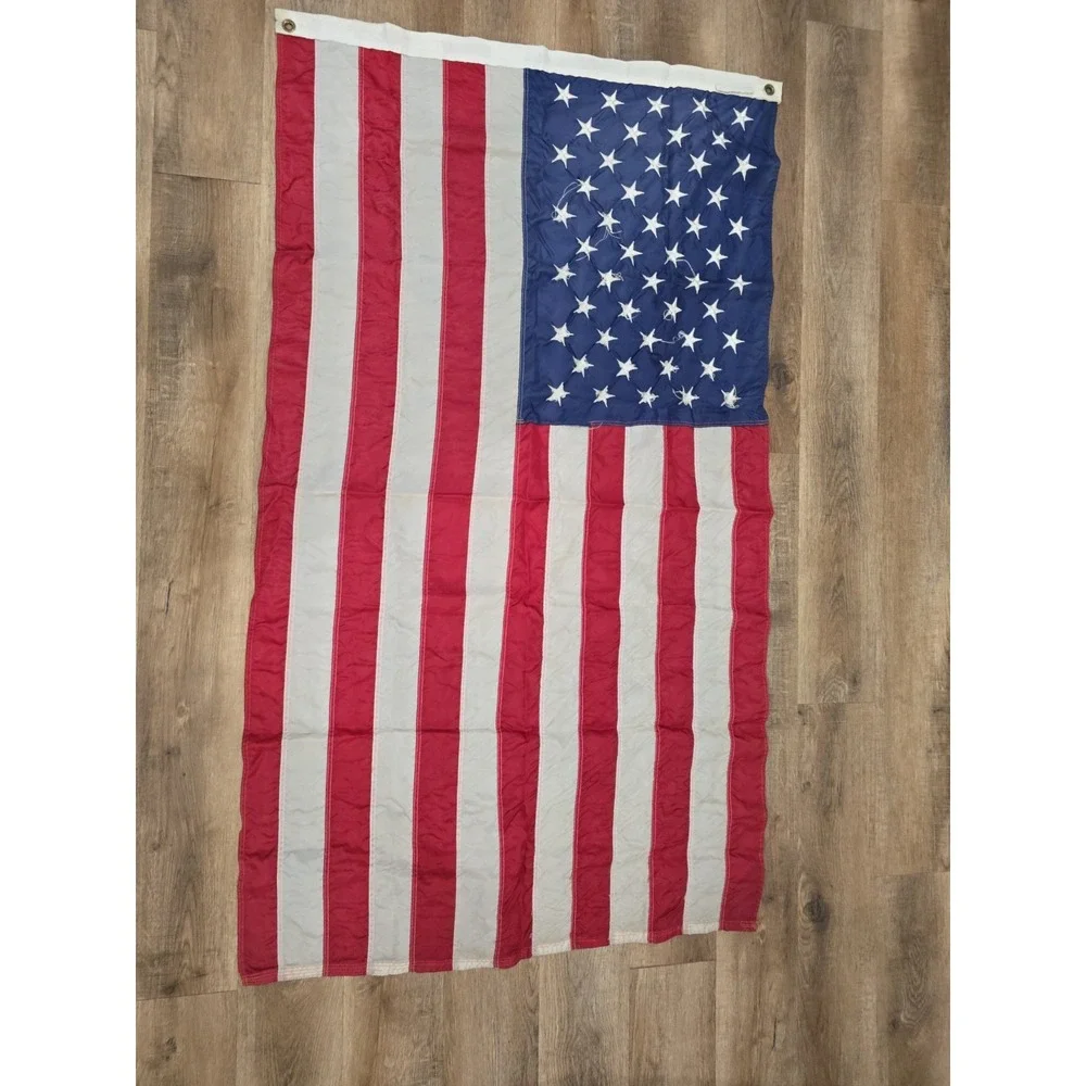 COMMERCIAL GRADE VALLEY FORGE 3X5 AMERICAN FLAG PERMA-NYL 100% NYLON MADE IN USA